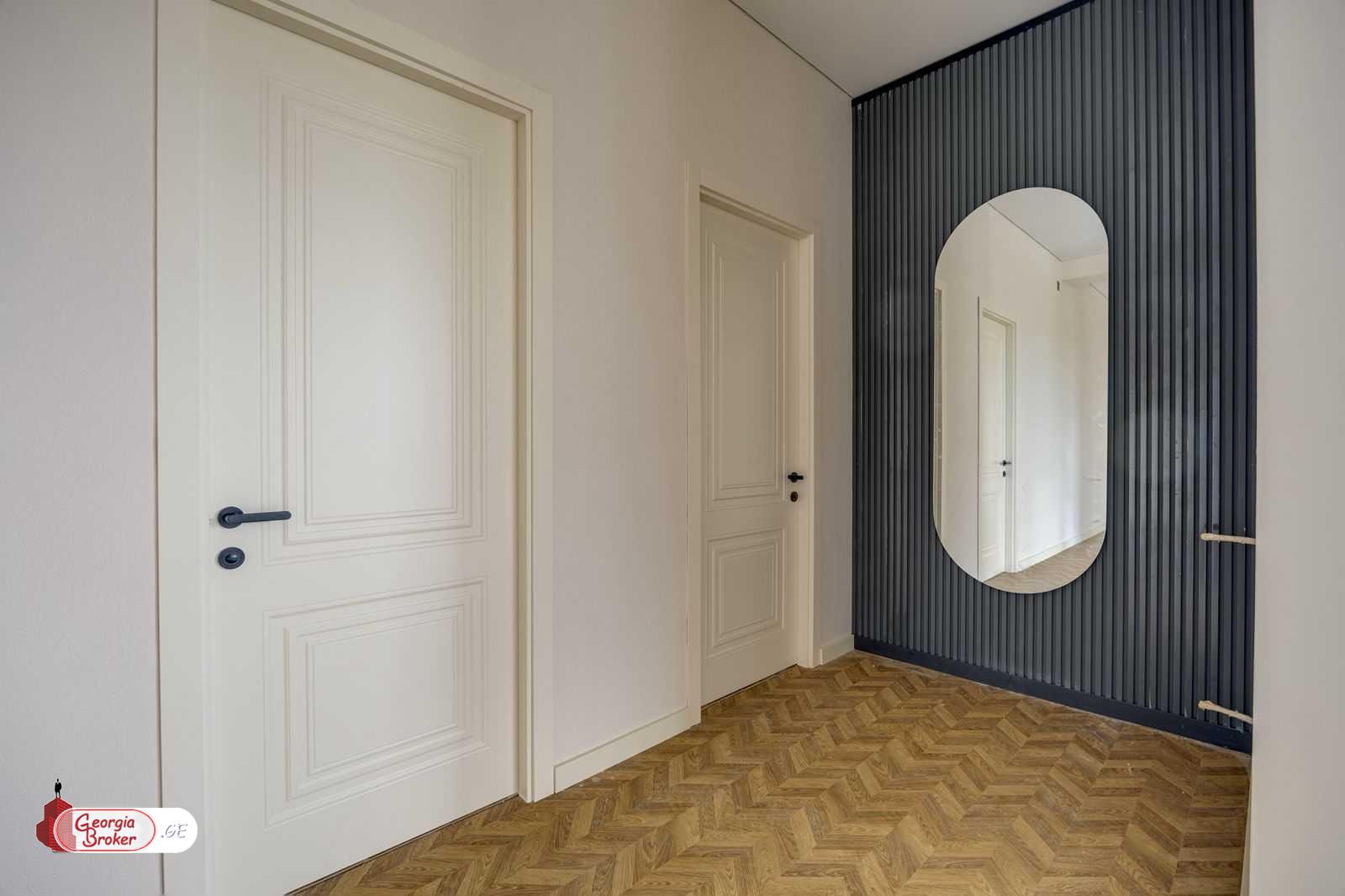 продается дом с новым ремонтом 5-комнат