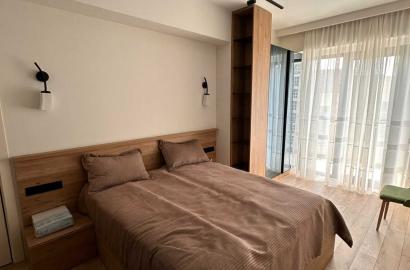 в аренду квартира с новым ремонтом 2-комнаты