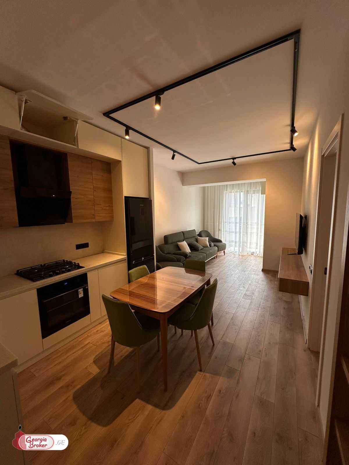 nearly repaired 2-room apartment for rent