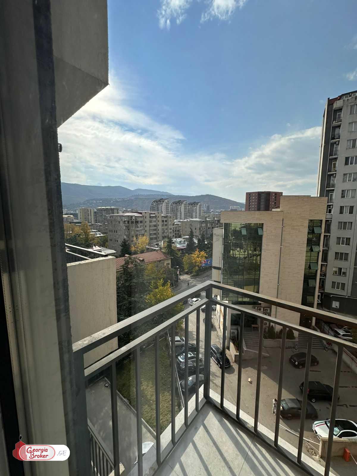 nearly repaired 2-room apartment for rent