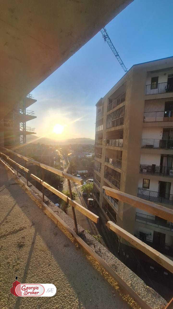 продается квартира с новым ремонтом 2-комнаты