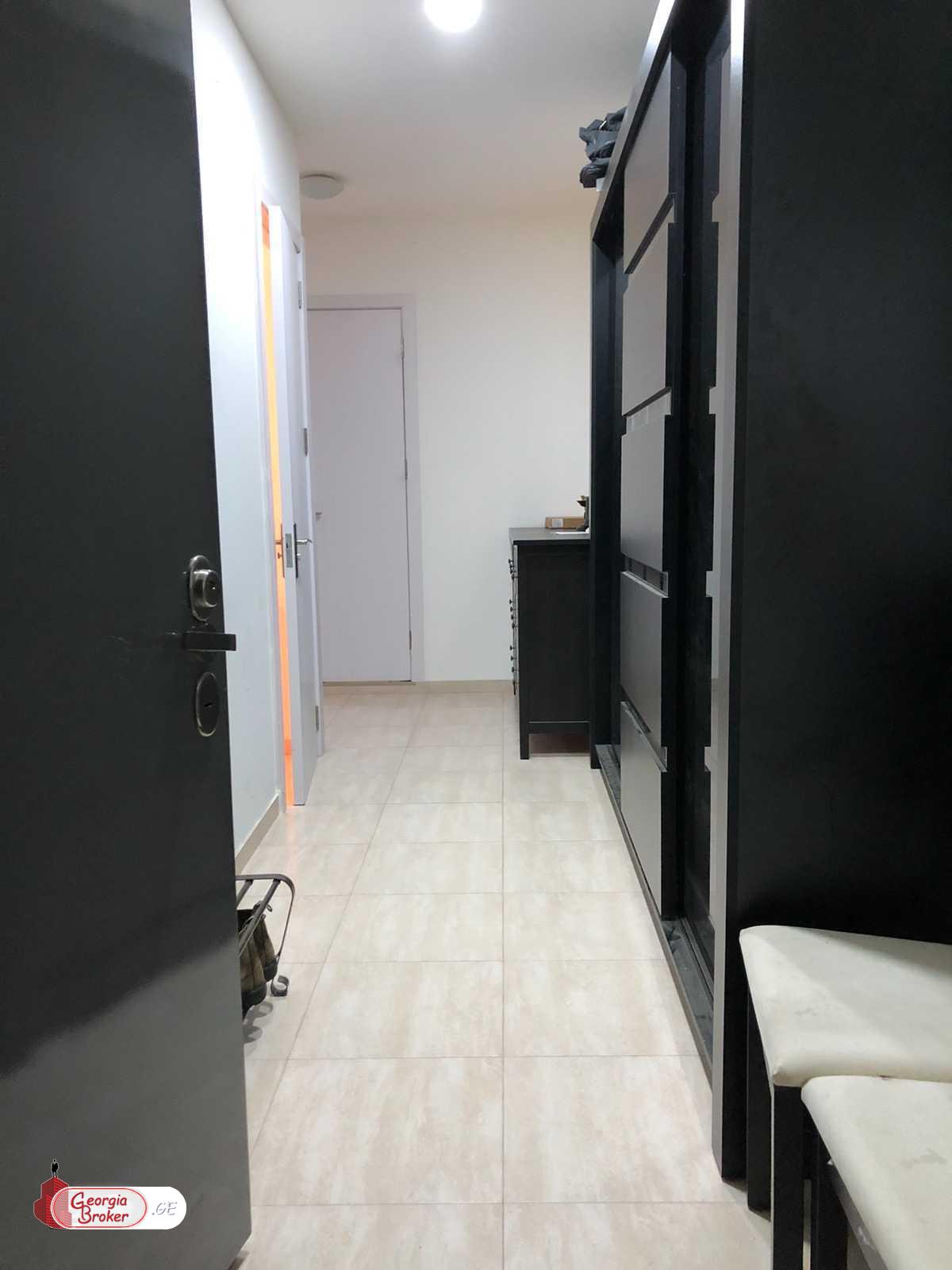 nearly repaired 3-room apartment for rent