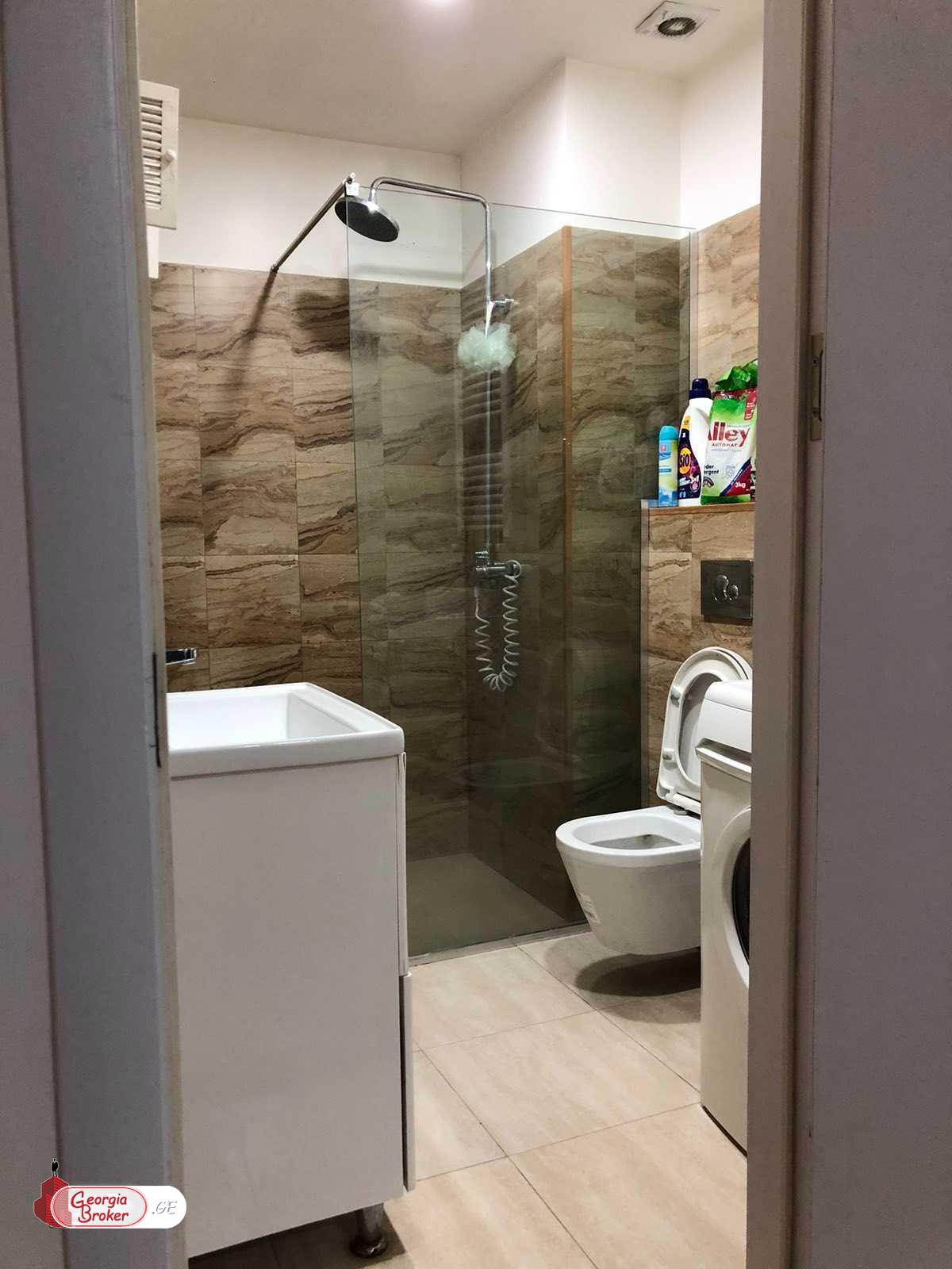 nearly repaired 3-room apartment for rent