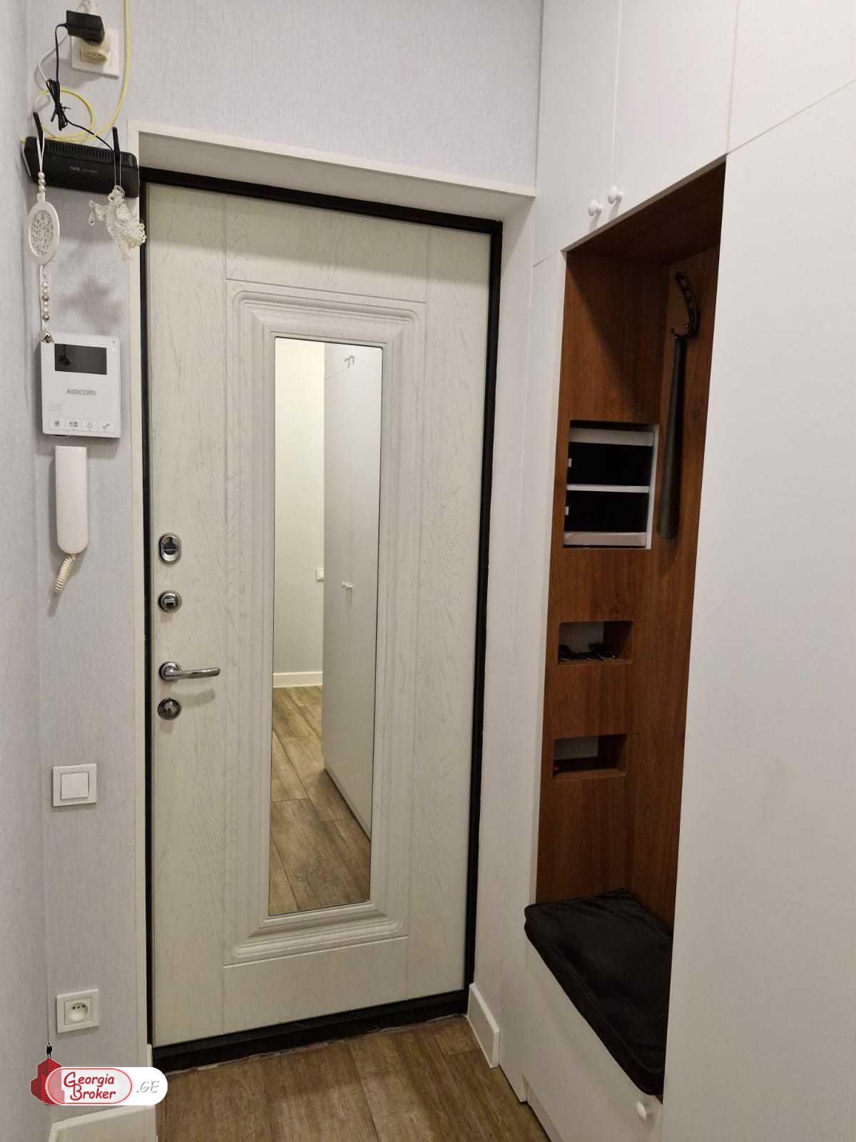nearly repaired 3-room apartment for sale