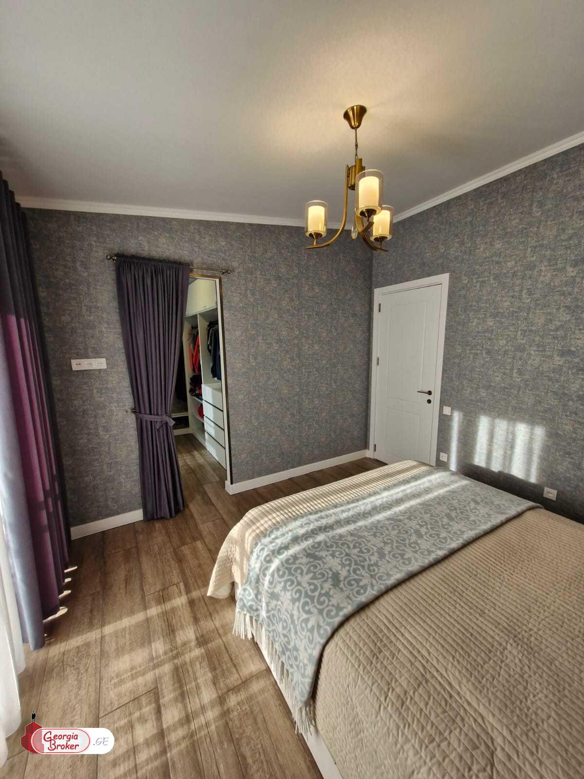 nearly repaired 3-room apartment for sale