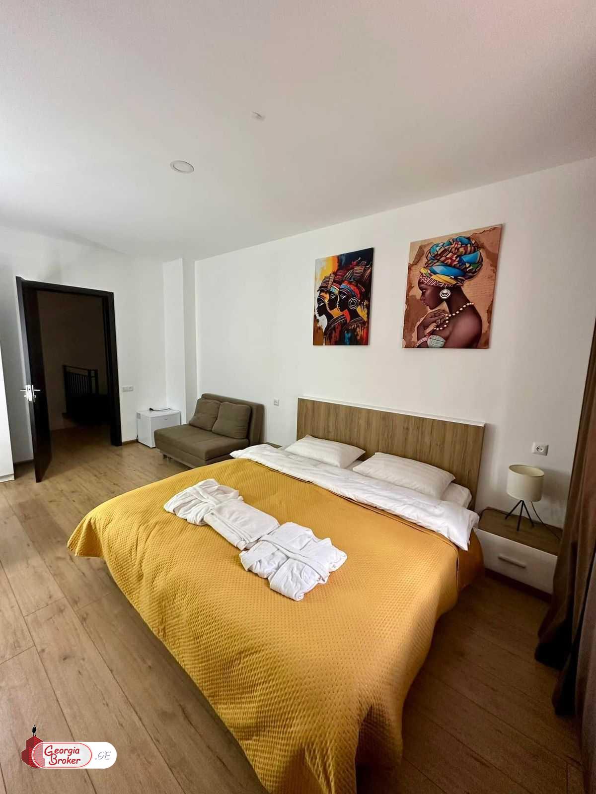 nearly repaired 2-room apartment for sale