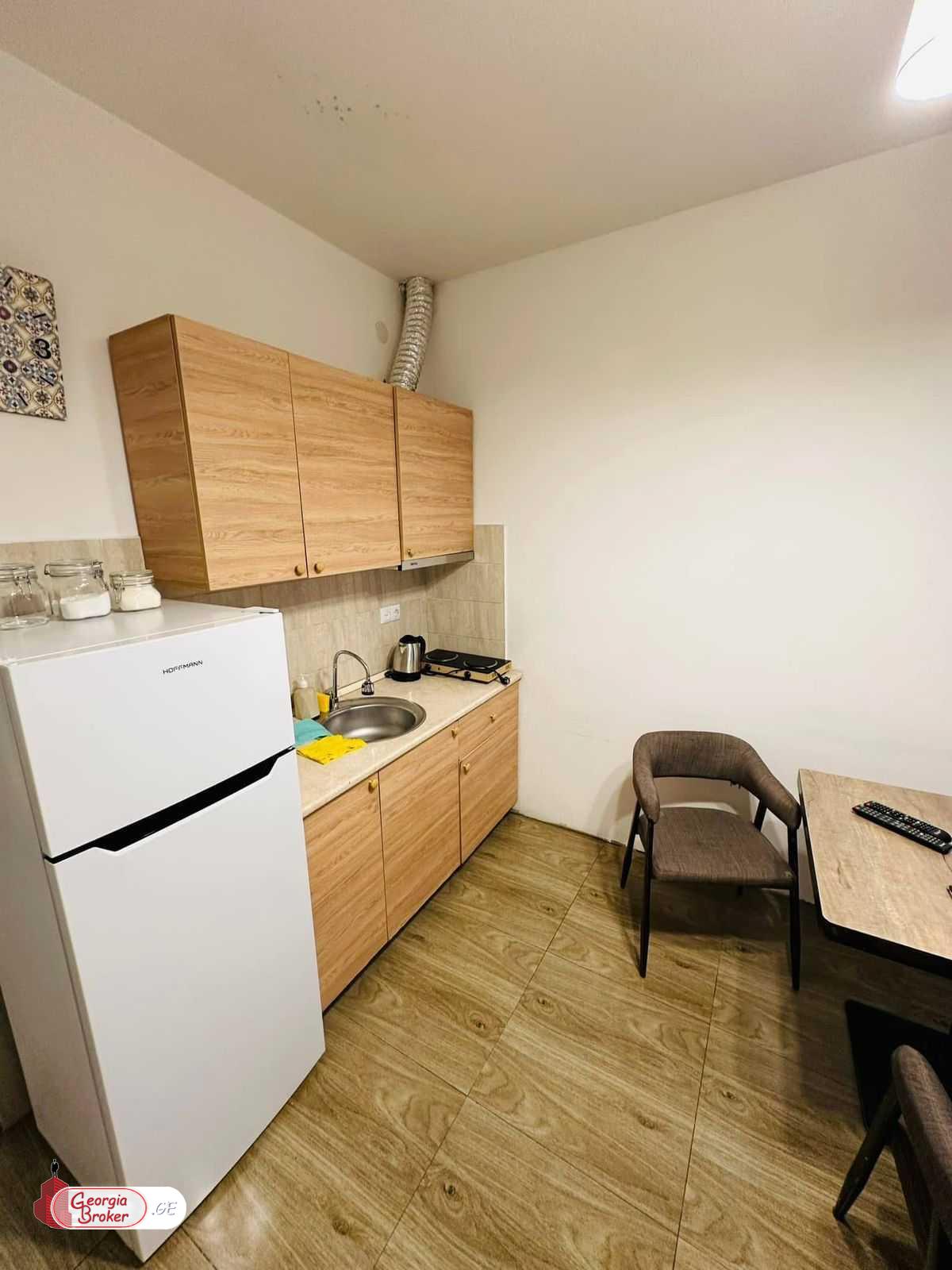 nearly repaired 2-room apartment for sale