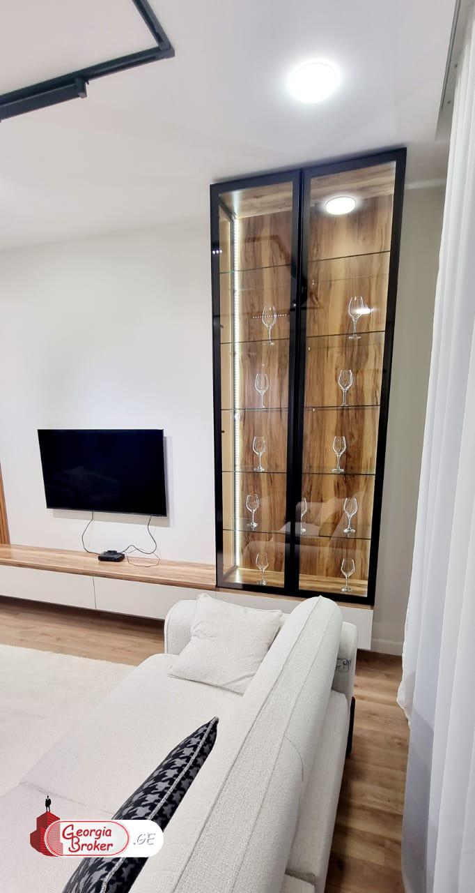 nearly repaired 3-room apartment for sale