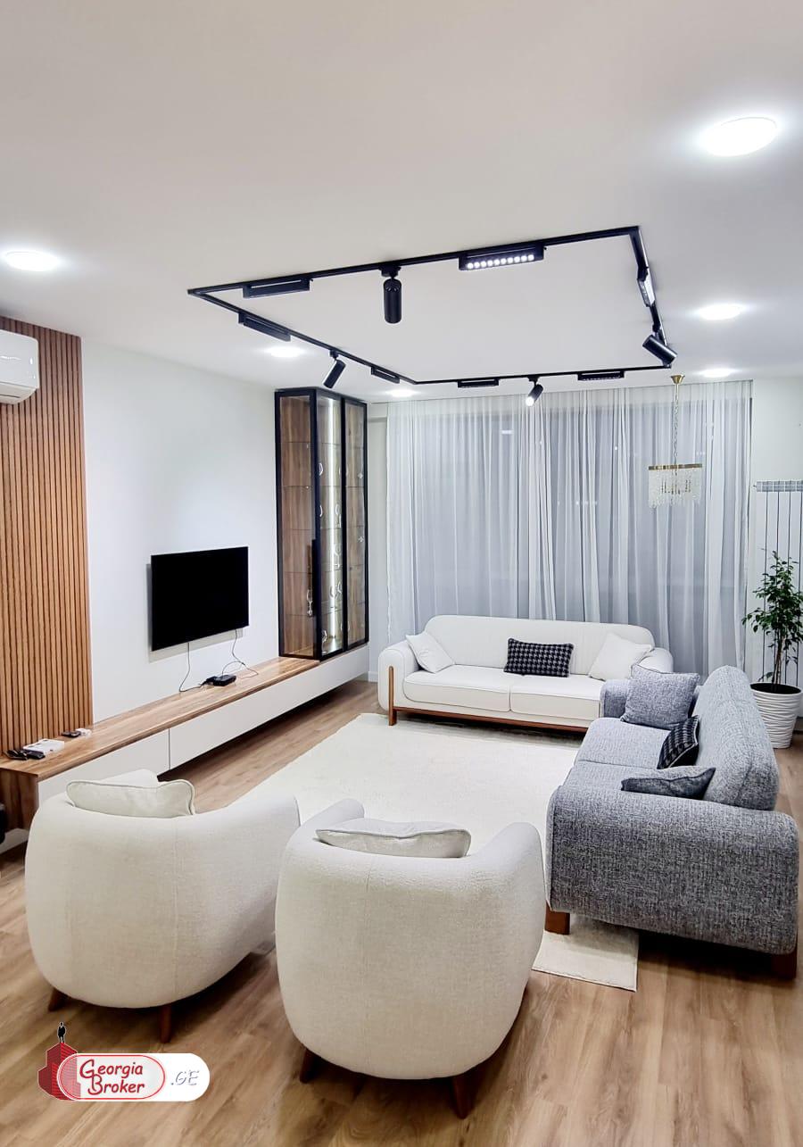 nearly repaired 3-room apartment for sale