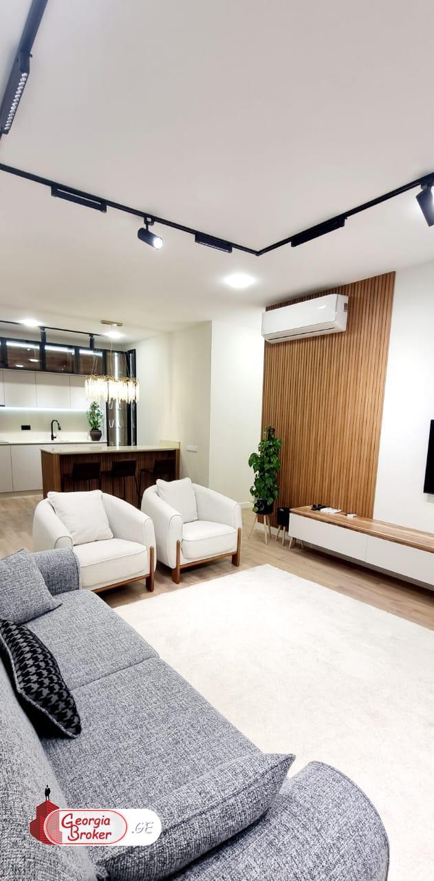 nearly repaired 3-room apartment for sale