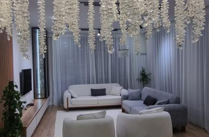 продается квартира с новым ремонтом 3-комнаты