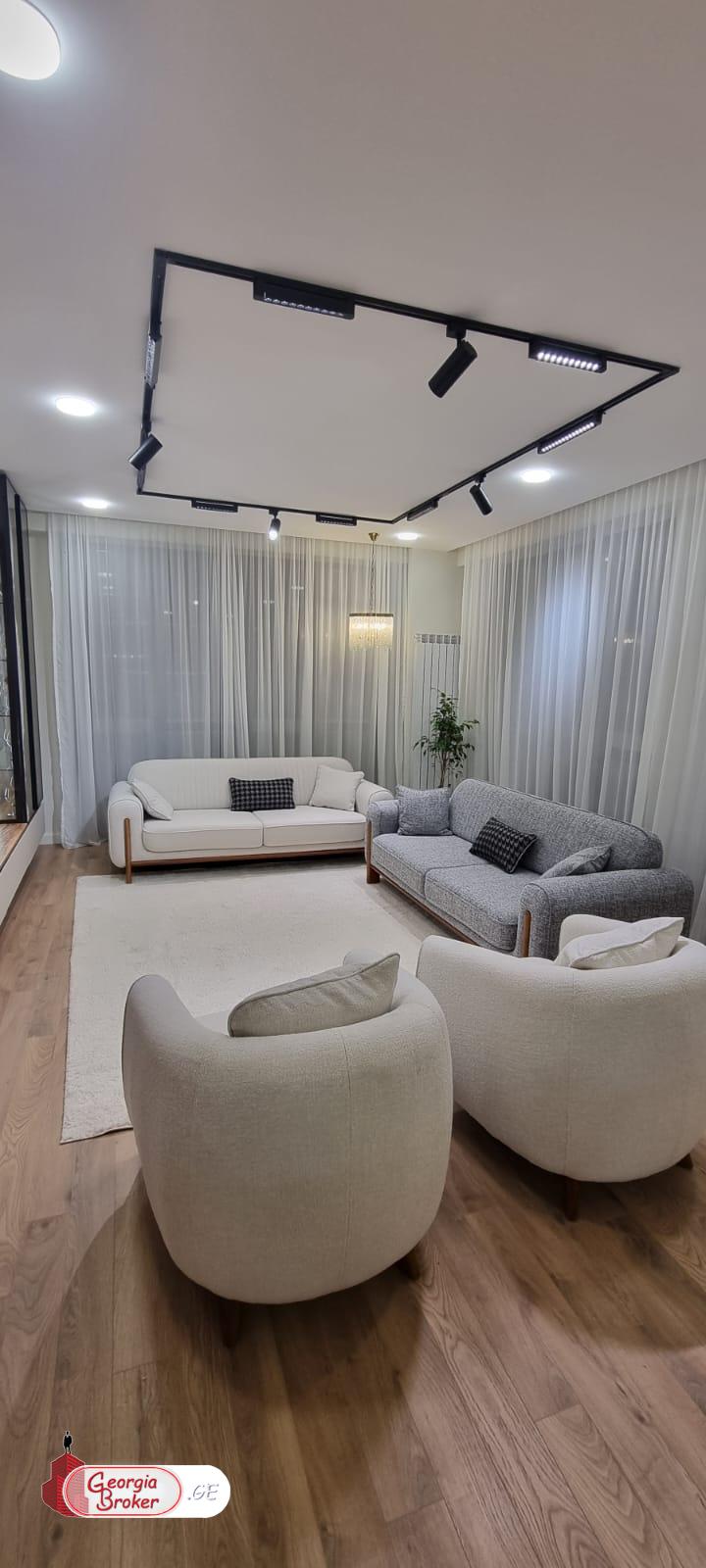 nearly repaired 3-room apartment for sale