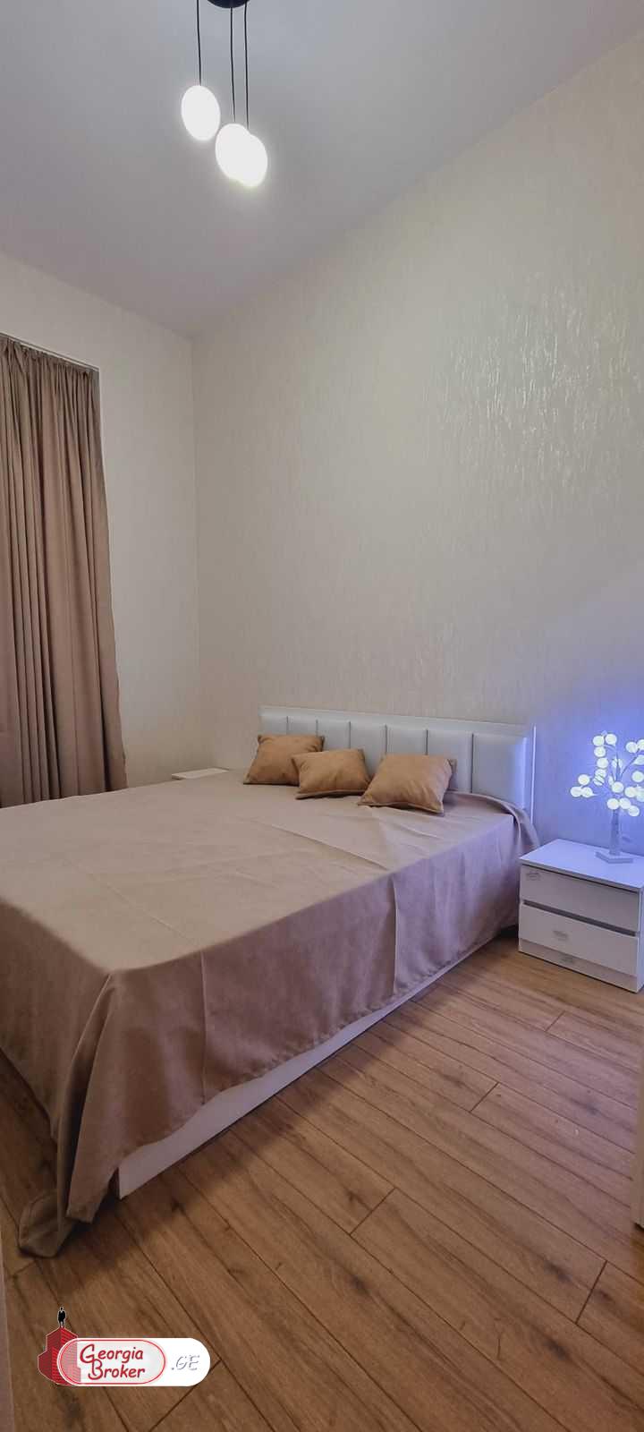 იყიდება ახალი გარემონტებული 3 ოთახიანი ბინა