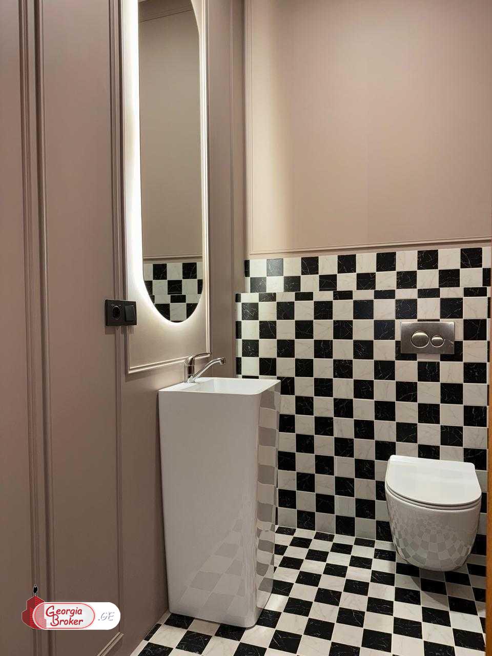 nearly repaired 8-room house for sale