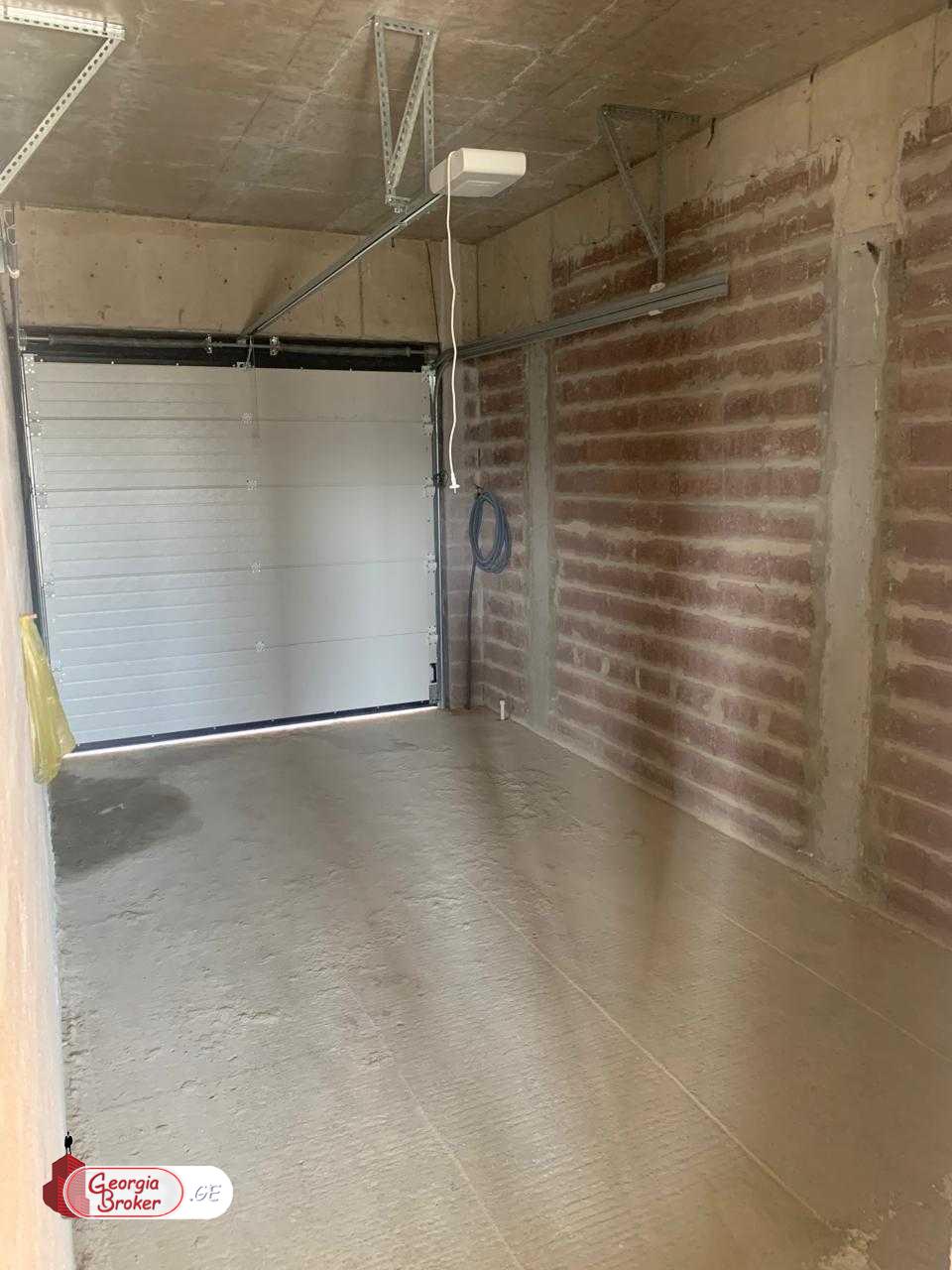 nearly repaired 11-room hotel for sale