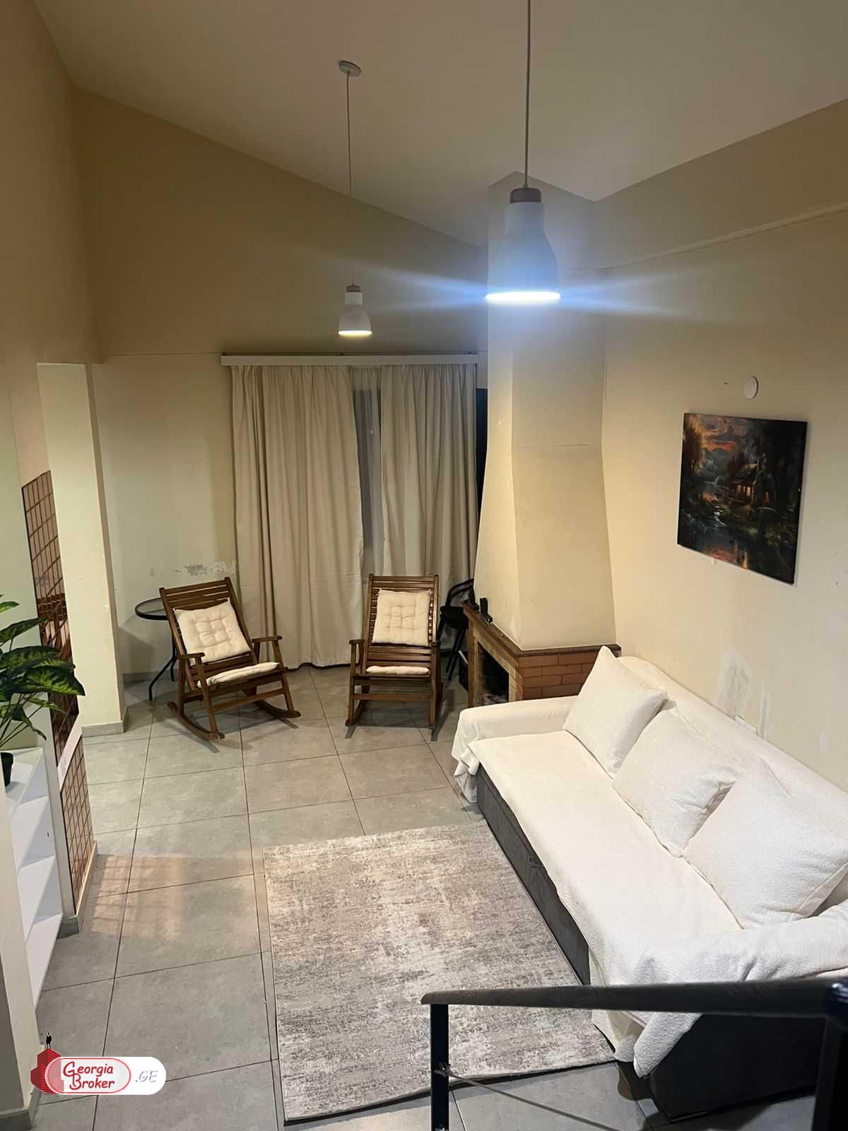 იყიდება ახალი გარემონტებული 4 ოთახიანი ბინა