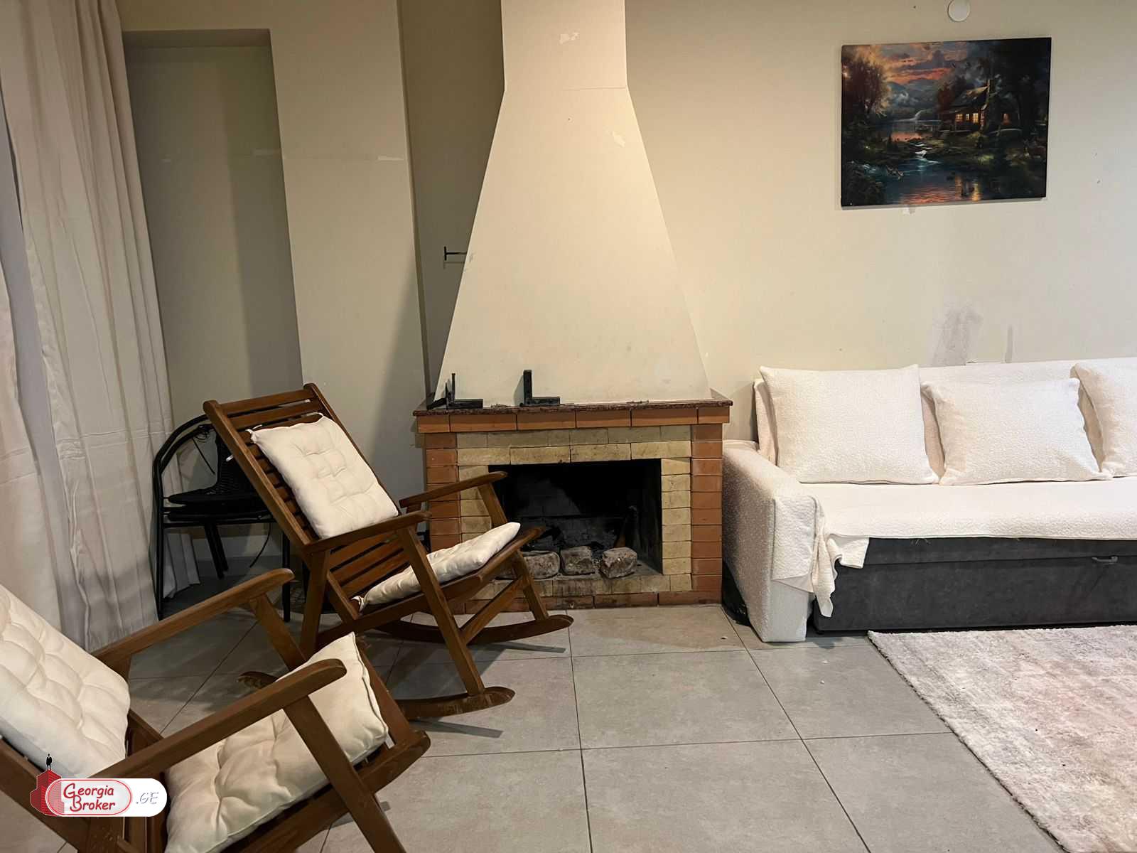 იყიდება ახალი გარემონტებული 4 ოთახიანი ბინა