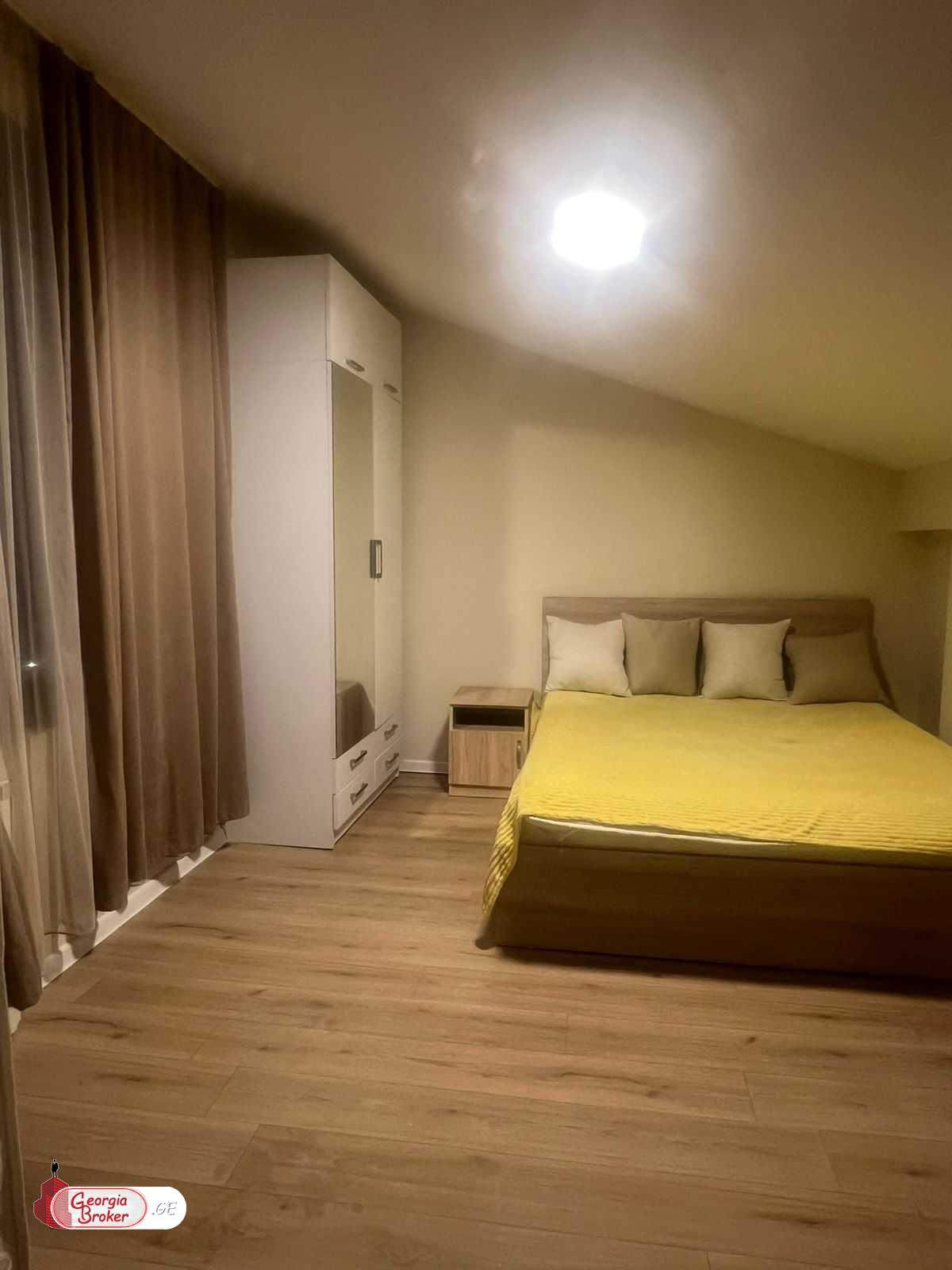 იყიდება ახალი გარემონტებული 4 ოთახიანი ბინა