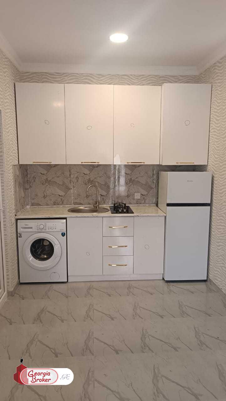 nearly repaired 8-room house for sale