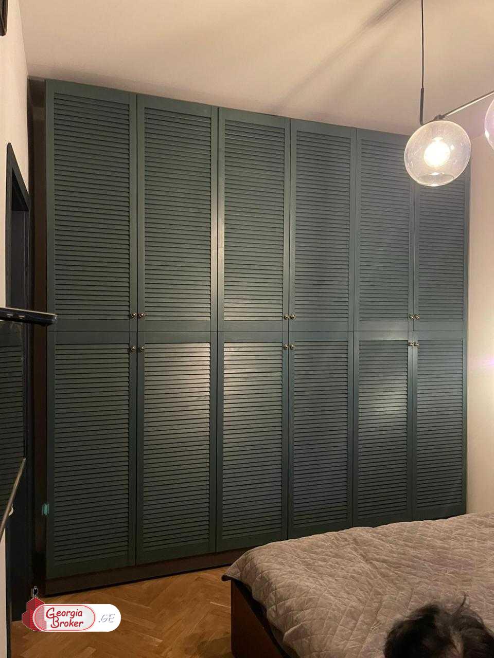 продается дом с новым ремонтом 5-комнат