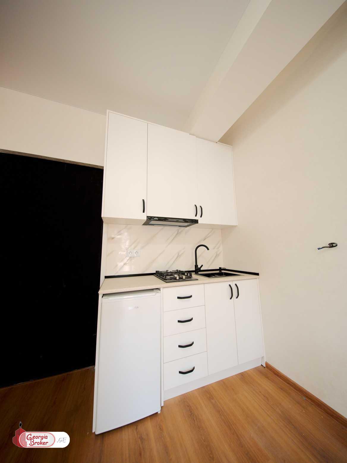 nearly repaired 2-room apartment for sale