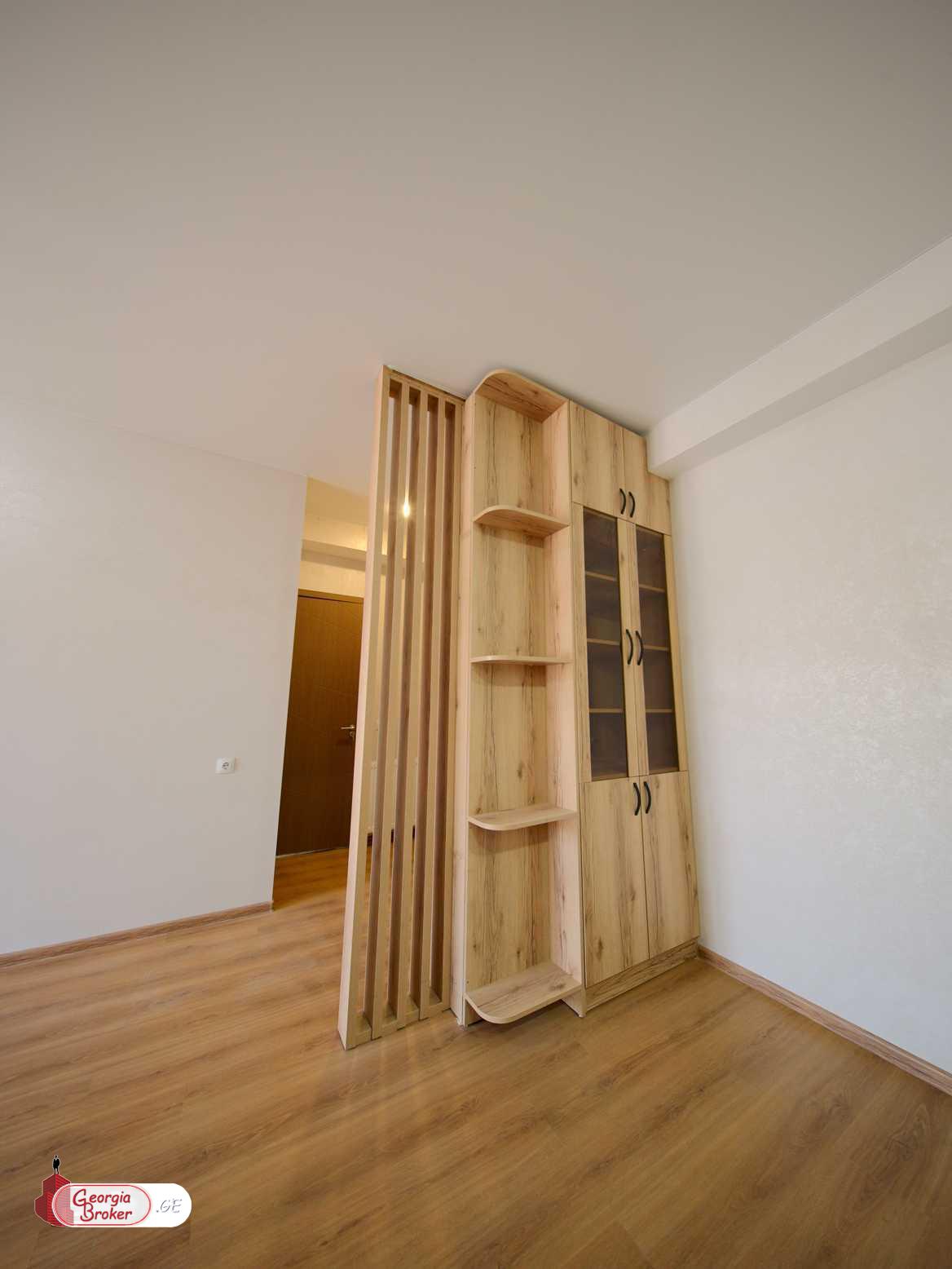 nearly repaired 3-room apartment for sale