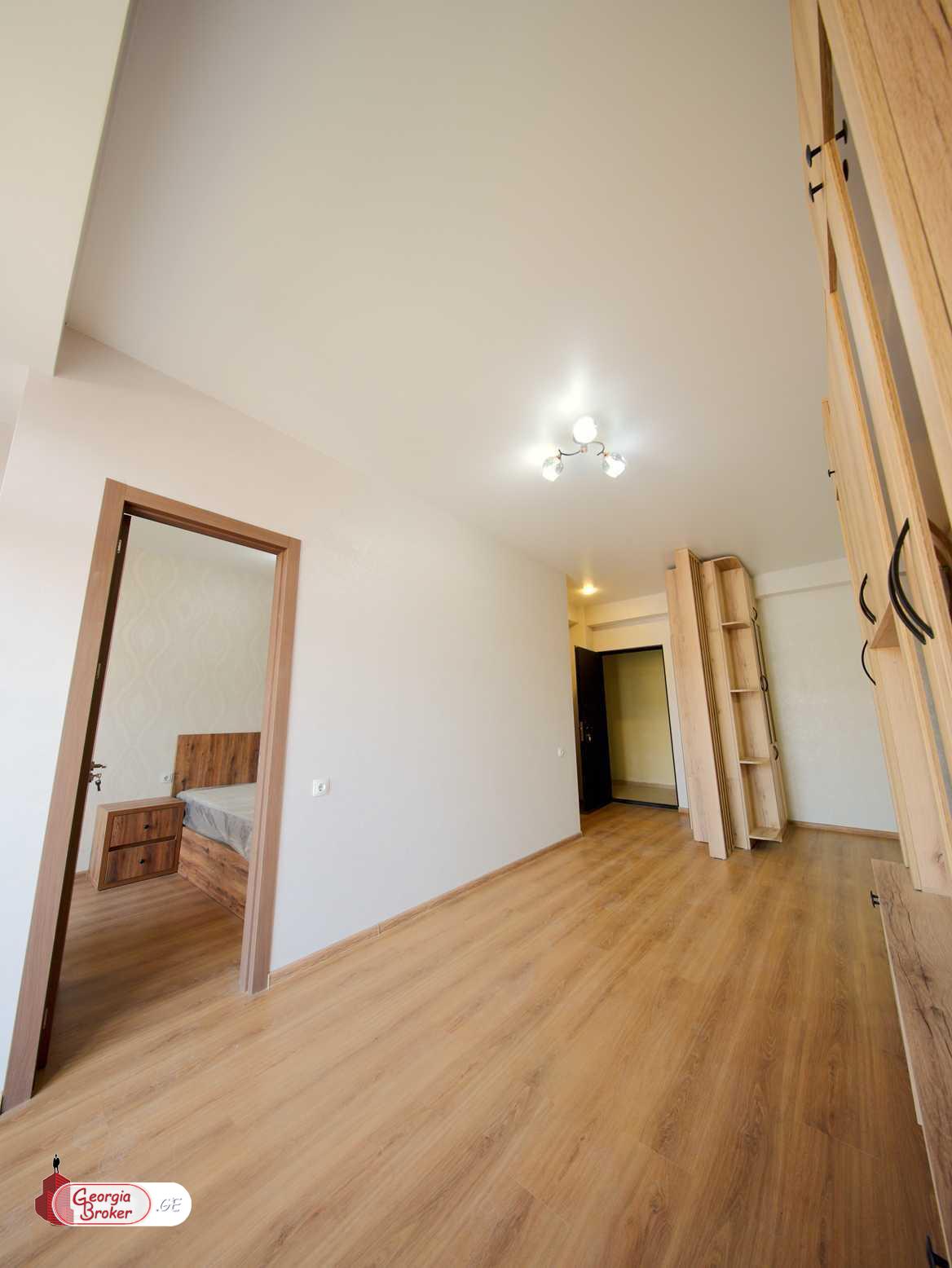 nearly repaired 3-room apartment for sale