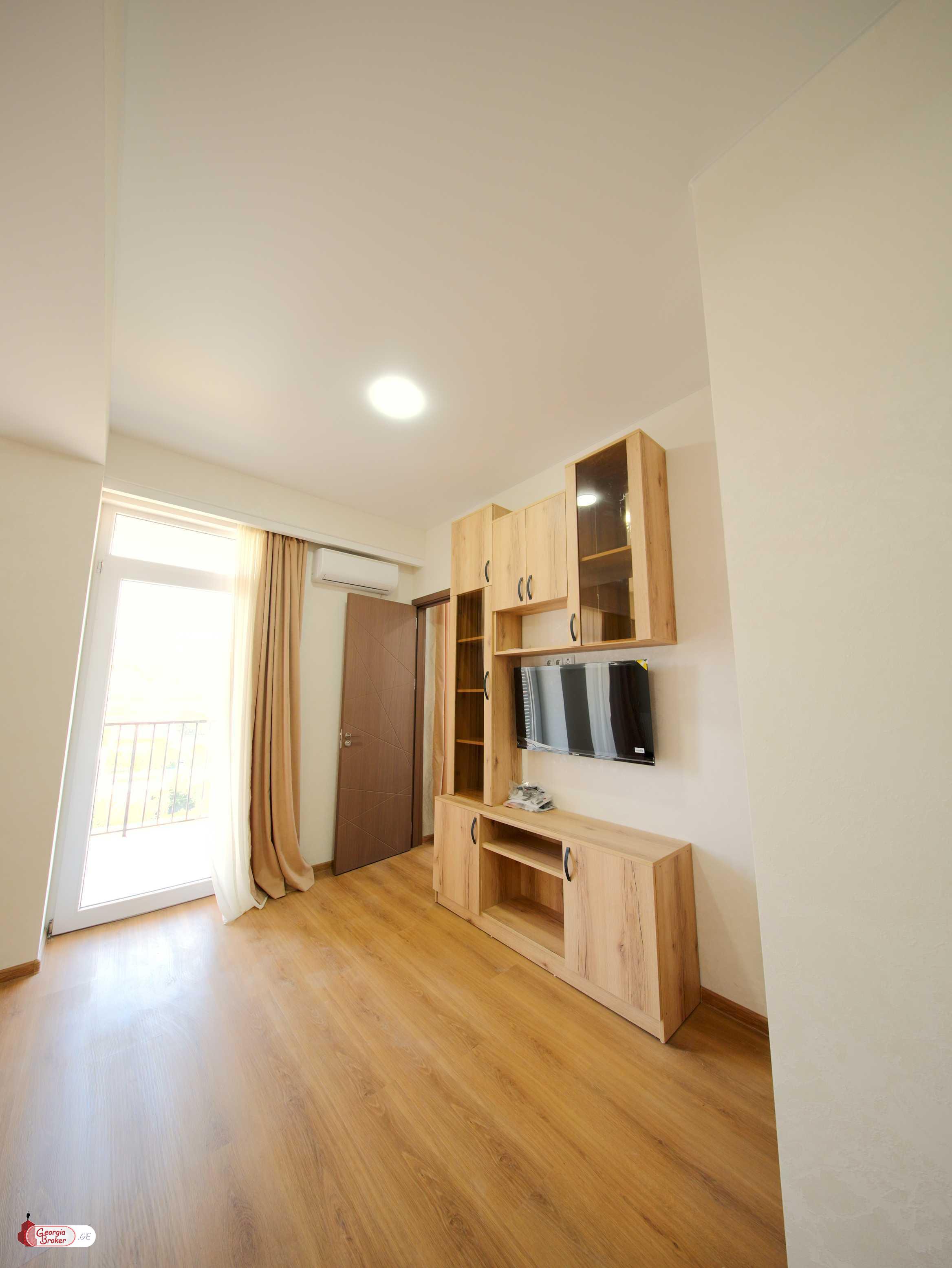 იყიდება ახალი გარემონტებული 3 ოთახიანი ბინა