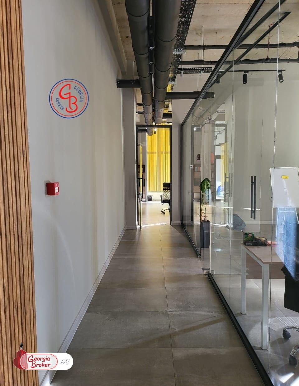 ქირავდება ახალი გარემონტებული საოფისე ფართი