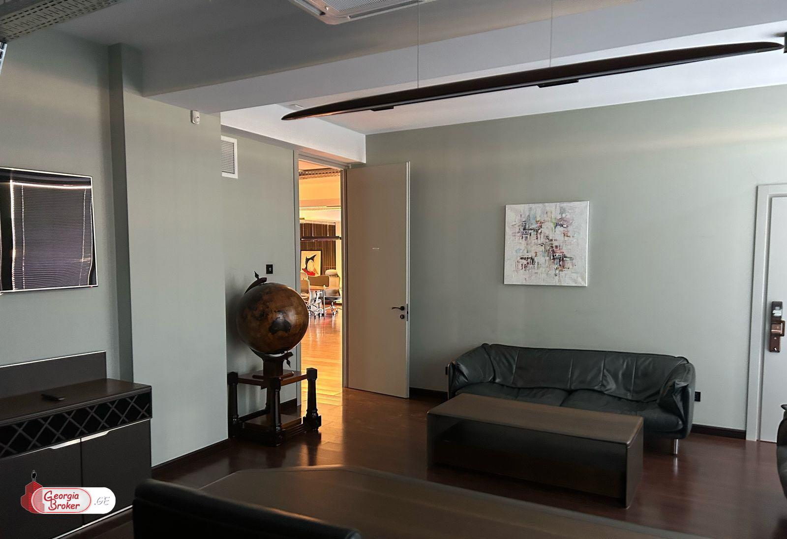 ქირავდება ახალი გარემონტებული საოფისე ფართი