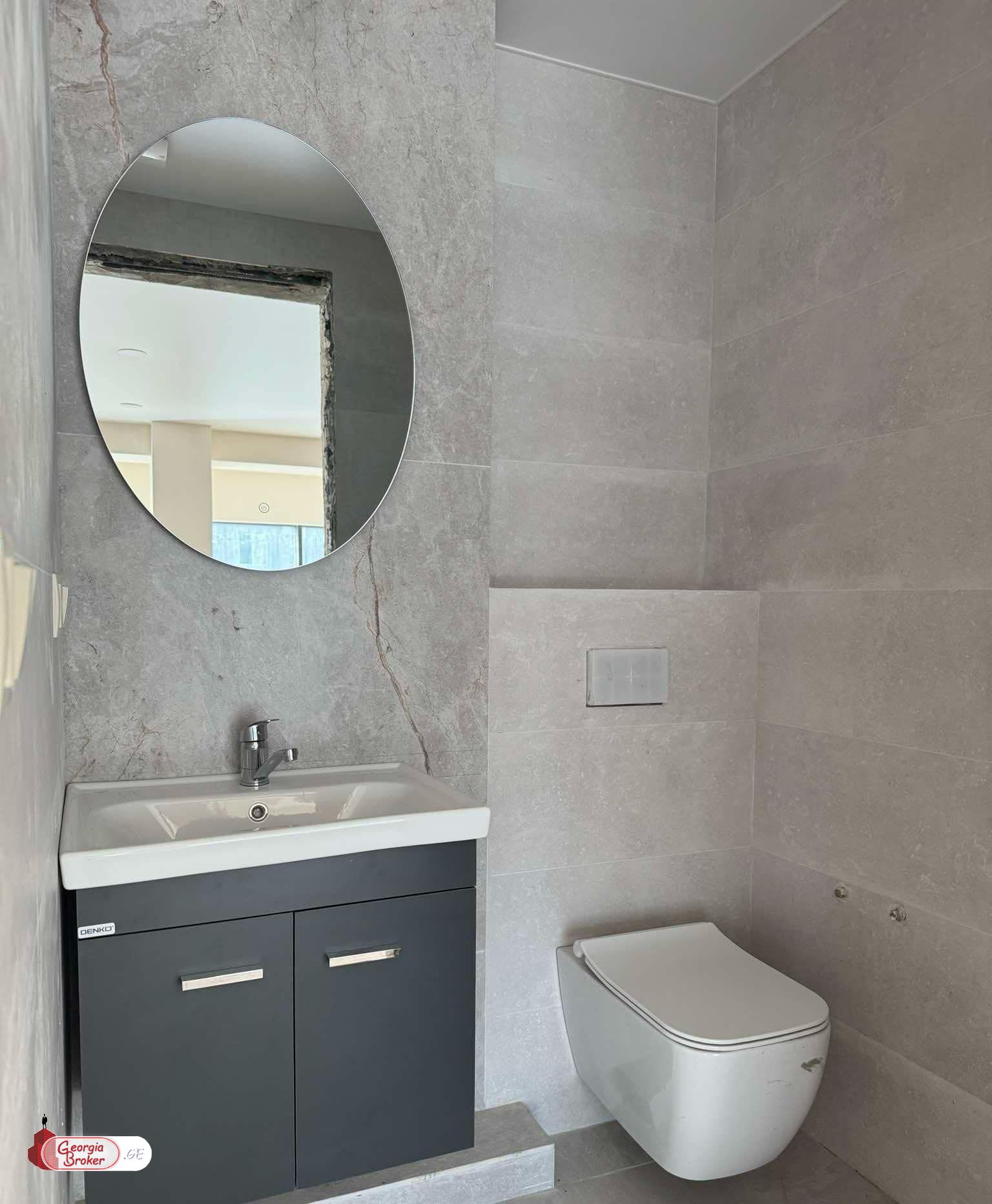 в аренду офис с новым ремонтом 1-комната