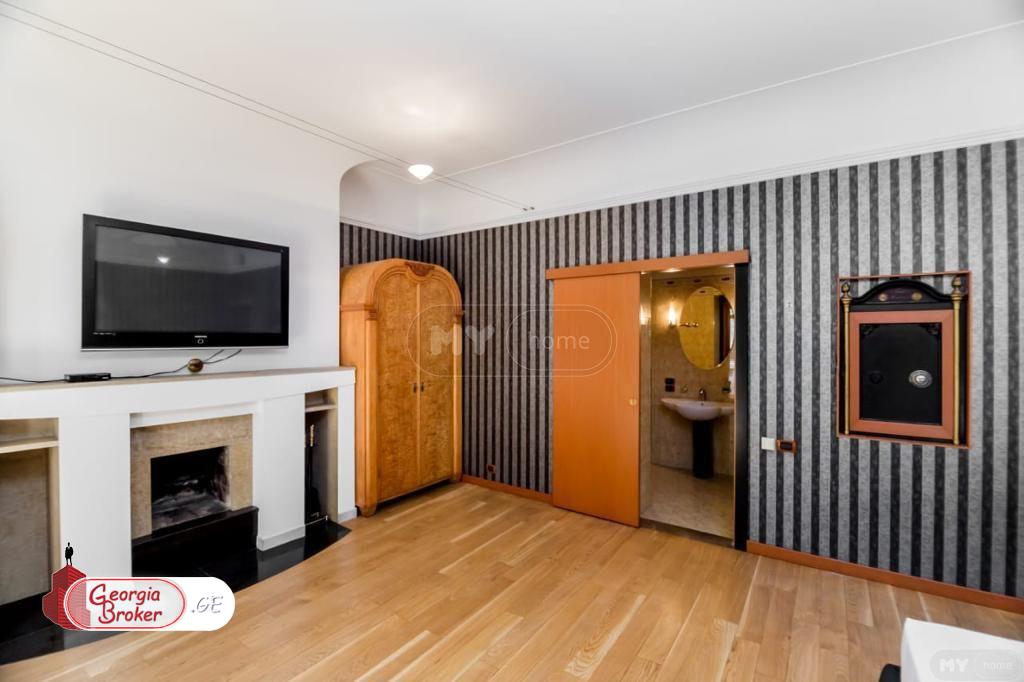 nearly repaired 3-room apartment for rent