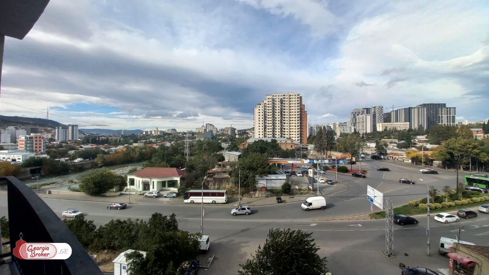 nearly repaired 2-room apartment for sale