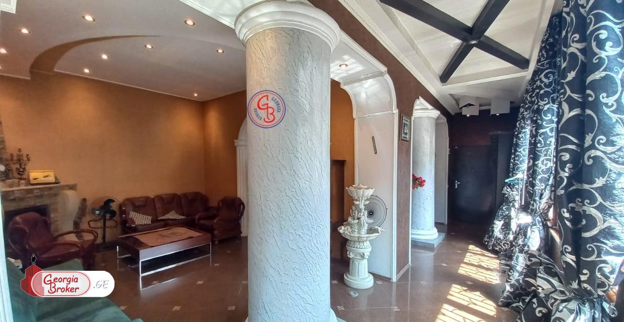 იყიდება ახალი გარემონტებული 3 ოთახიანი ბინა