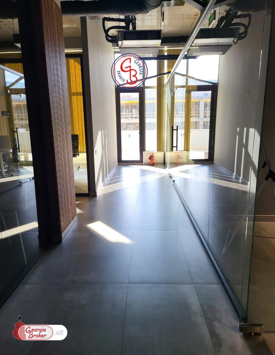 ქირავდება ახალი გარემონტებული საოფისე ფართი