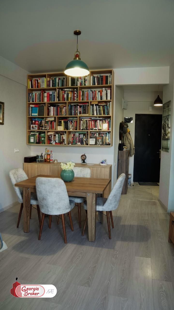 nearly repaired 2-room apartment for sale