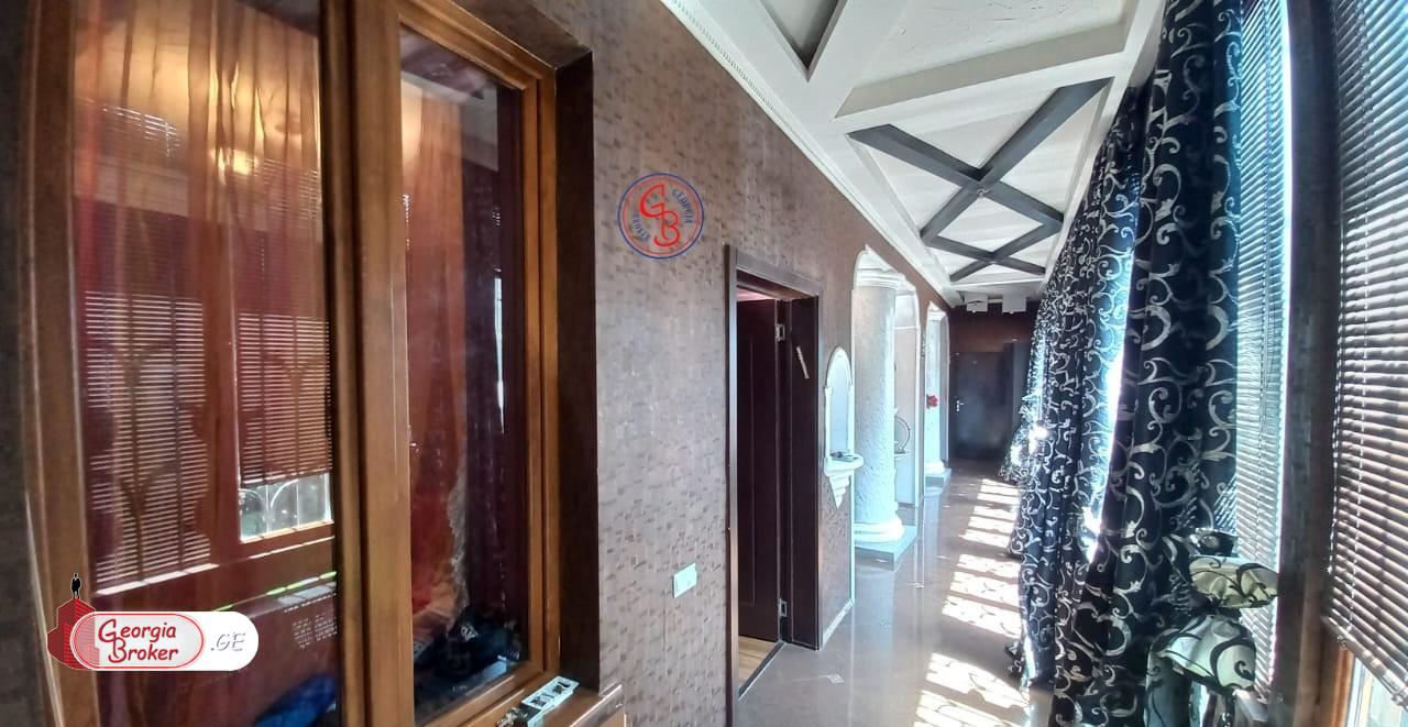 იყიდება ახალი გარემონტებული 3 ოთახიანი ბინა