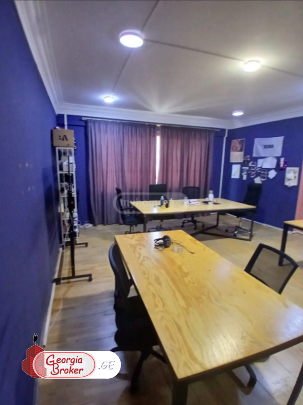 в аренду офис с новым ремонтом 6-комнат