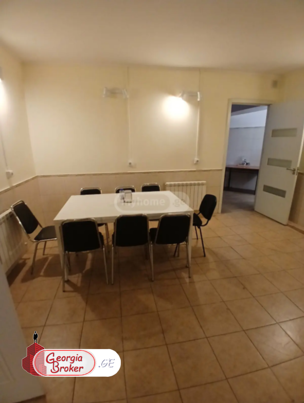 в аренду офис с новым ремонтом 6-комнат