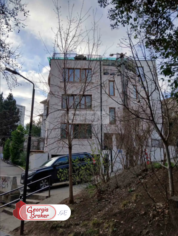 в аренду офис с новым ремонтом 6-комнат