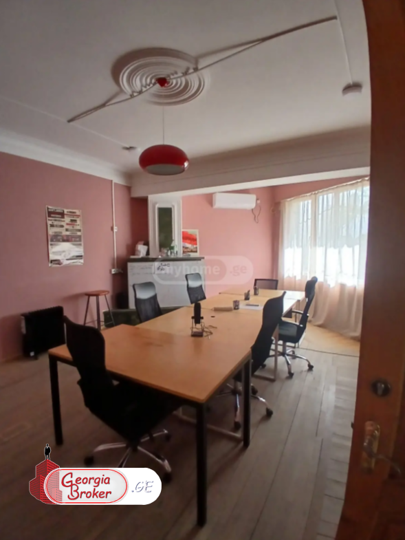 в аренду офис с новым ремонтом 6-комнат