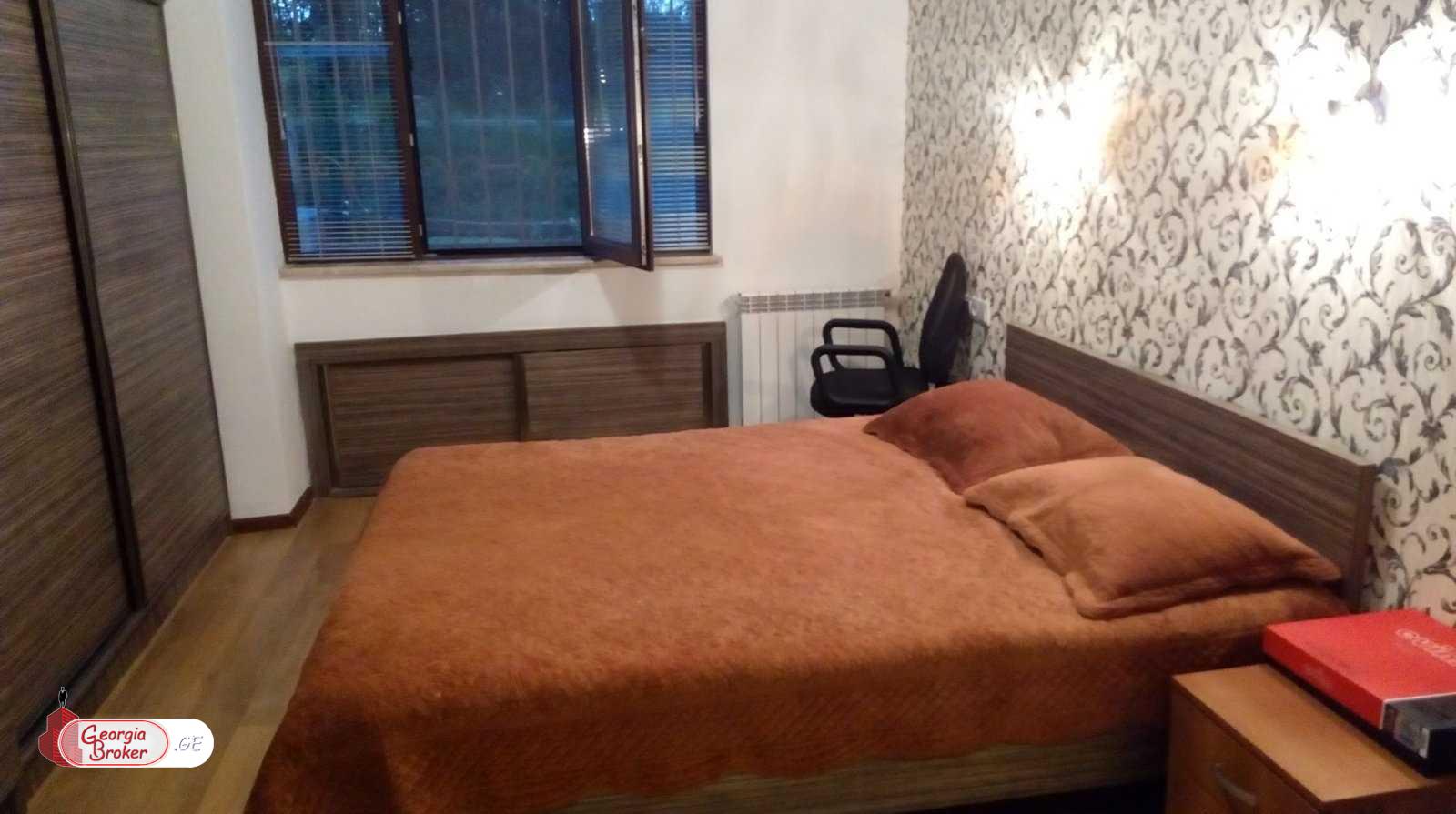 nearly repaired 4-room apartment for sale