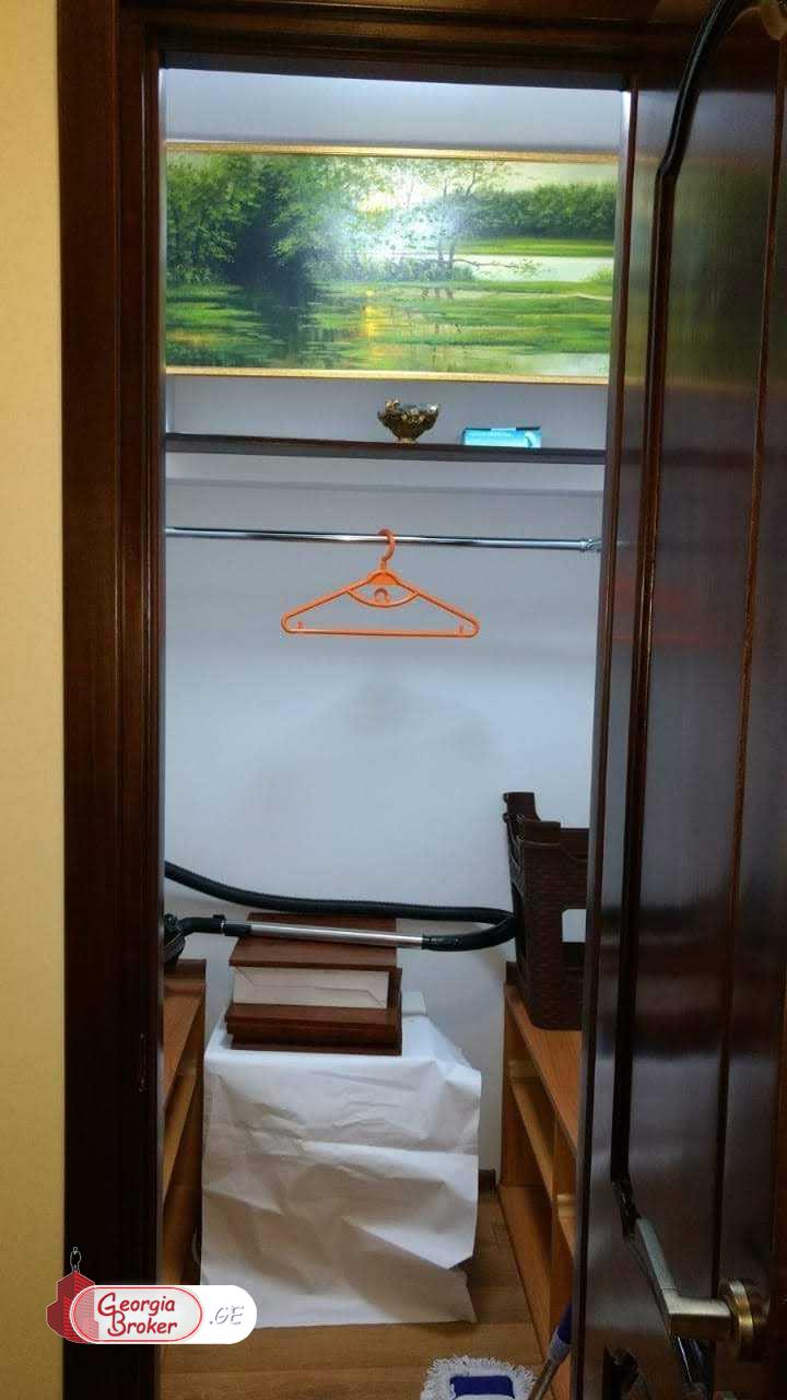 nearly repaired 4-room apartment for sale