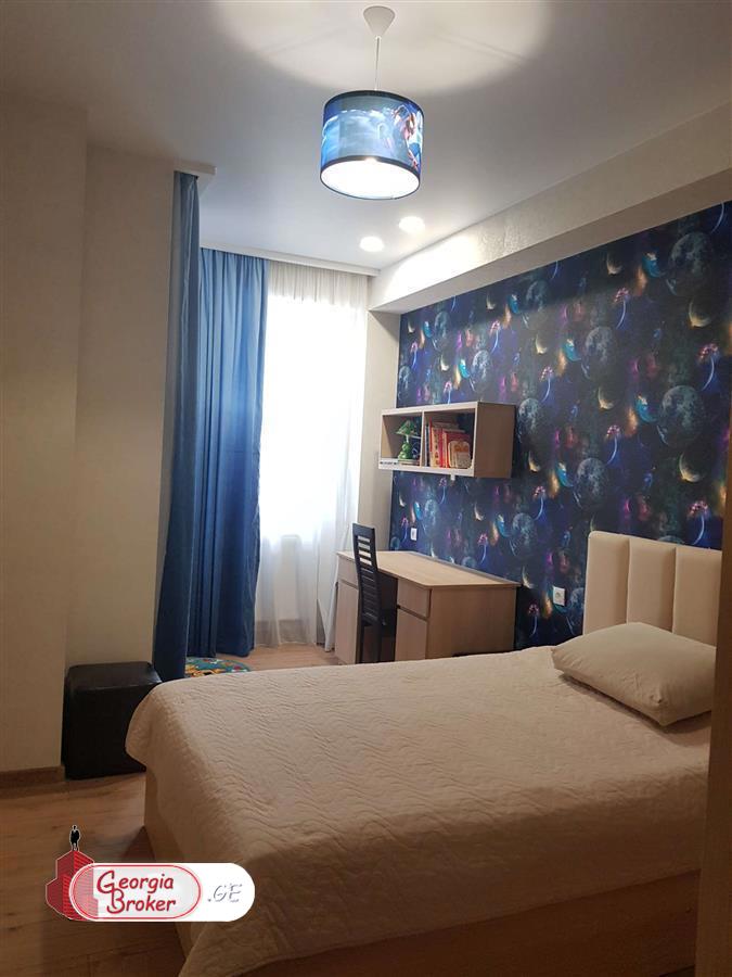 nearly repaired 5-room apartment for sale