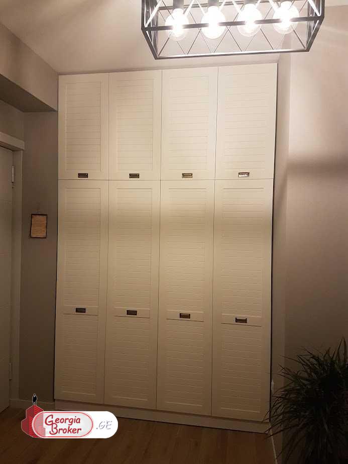 nearly repaired 3-room apartment for sale