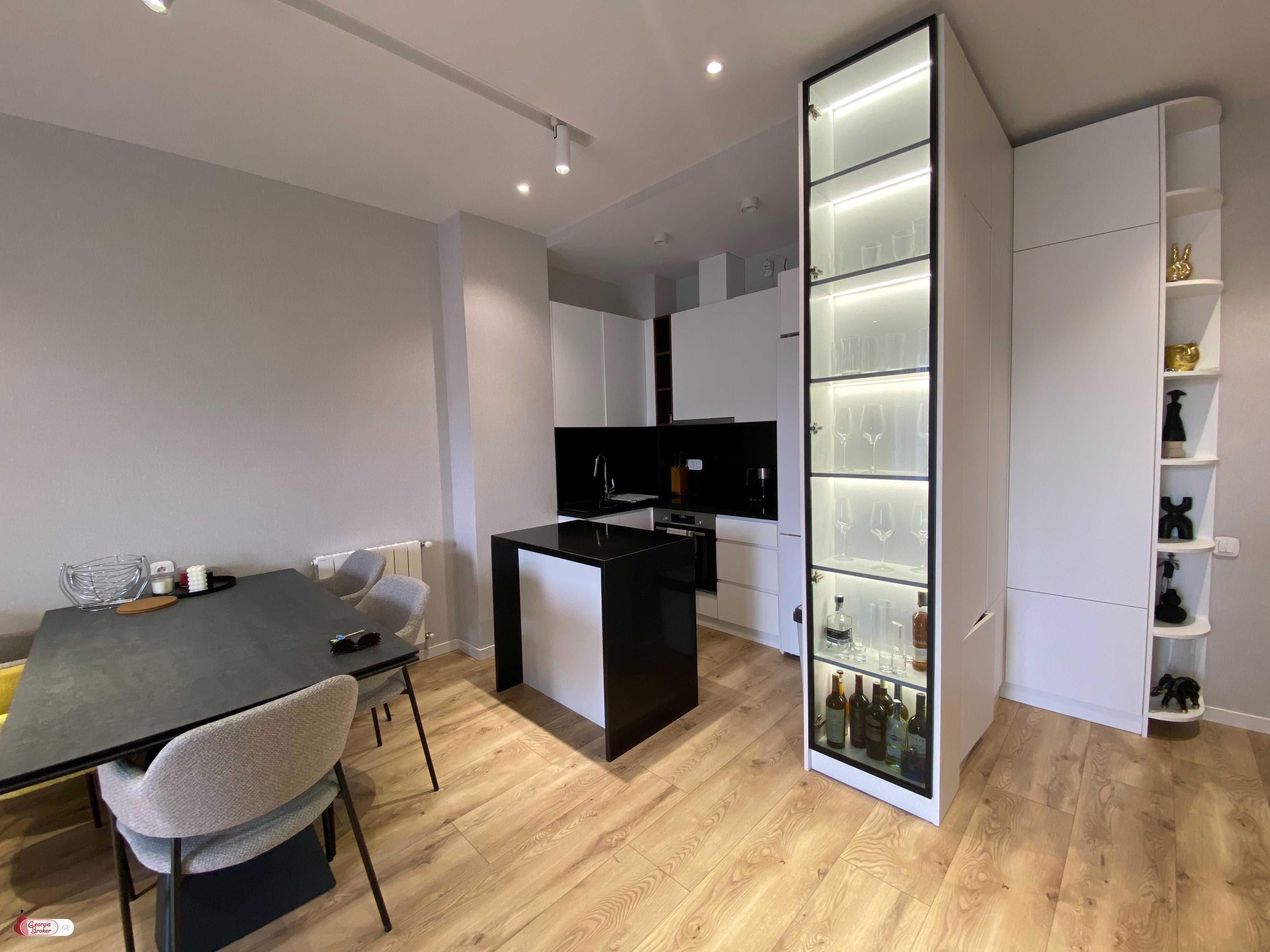 nearly repaired 3-room apartment for sale