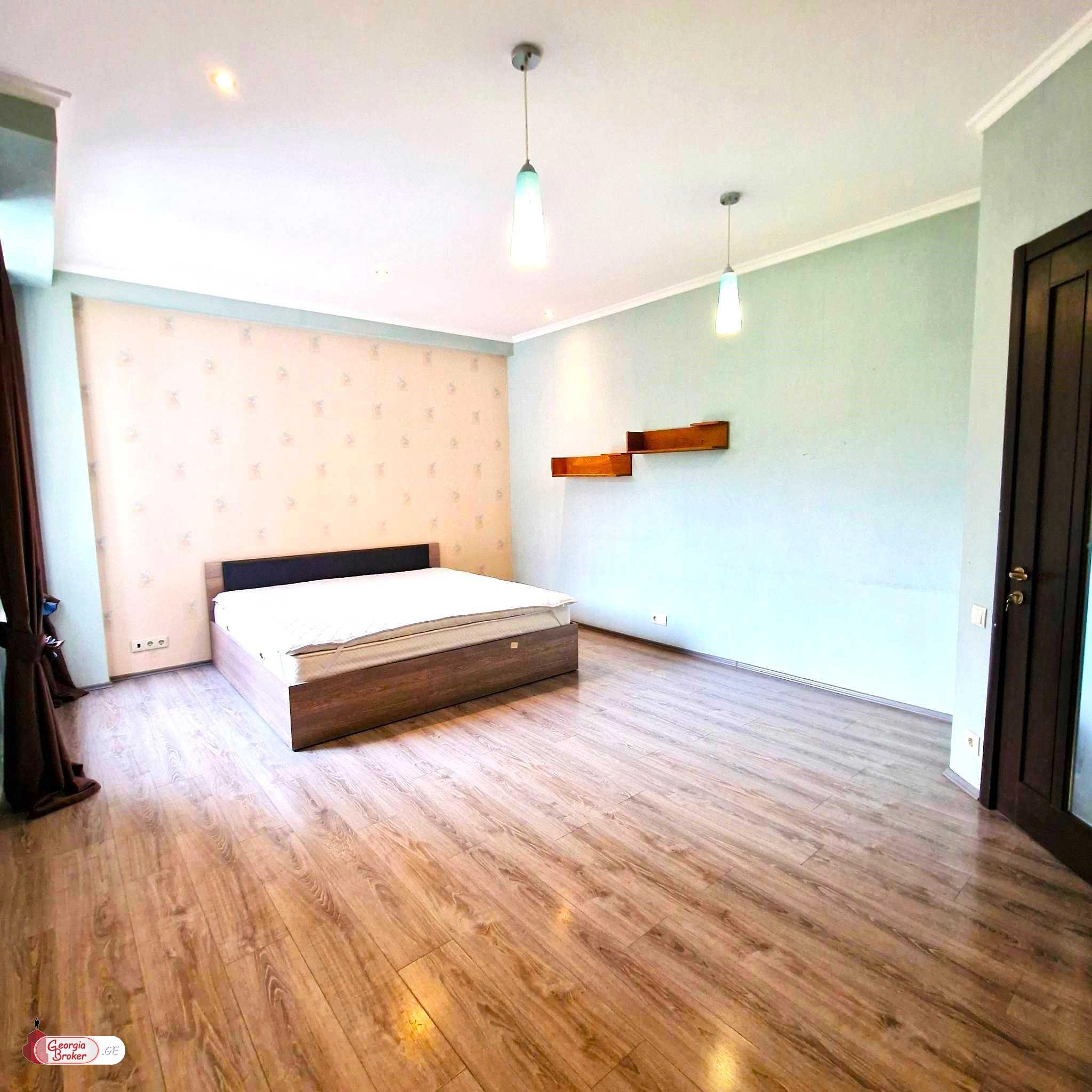 nearly repaired 4-room apartment for sale