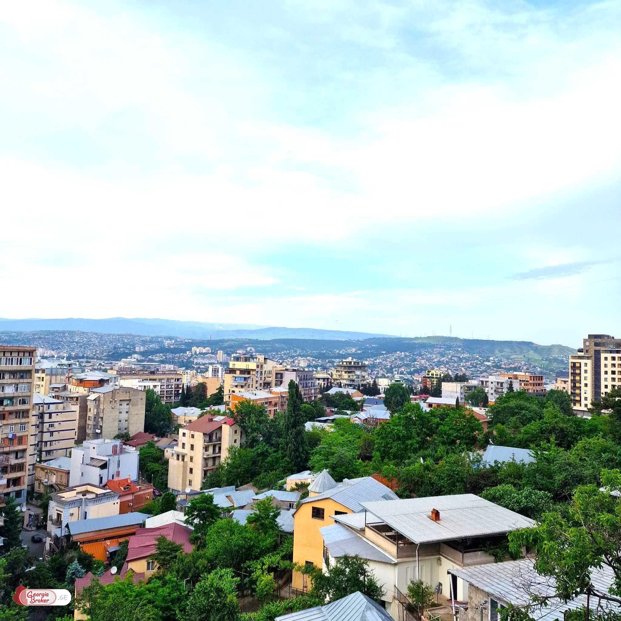 nearly repaired 4-room apartment for sale