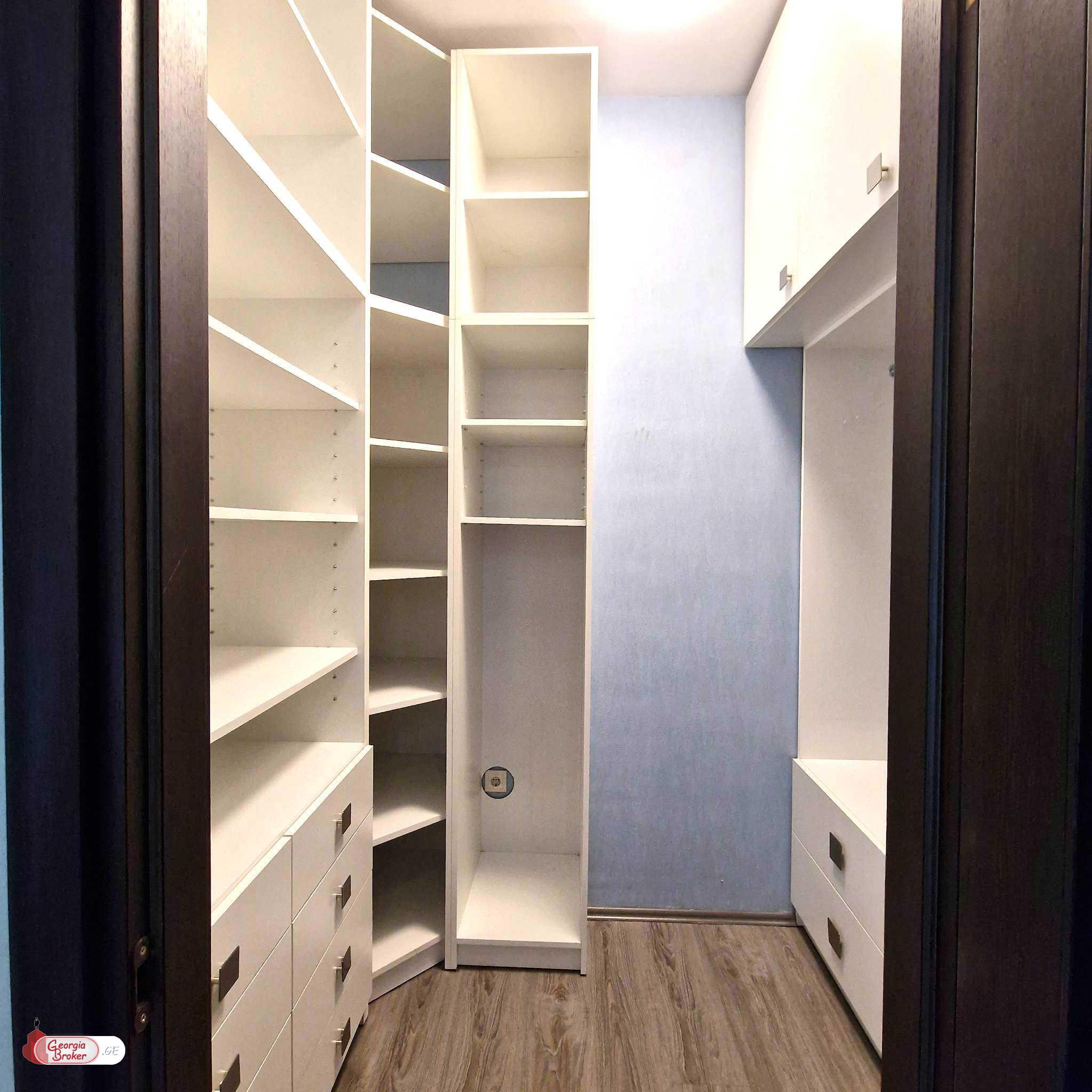 nearly repaired 4-room apartment for sale