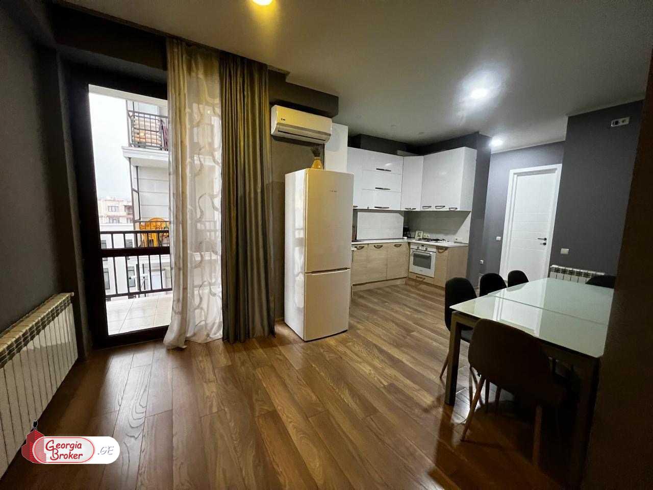 nearly repaired 3-room apartment for sale